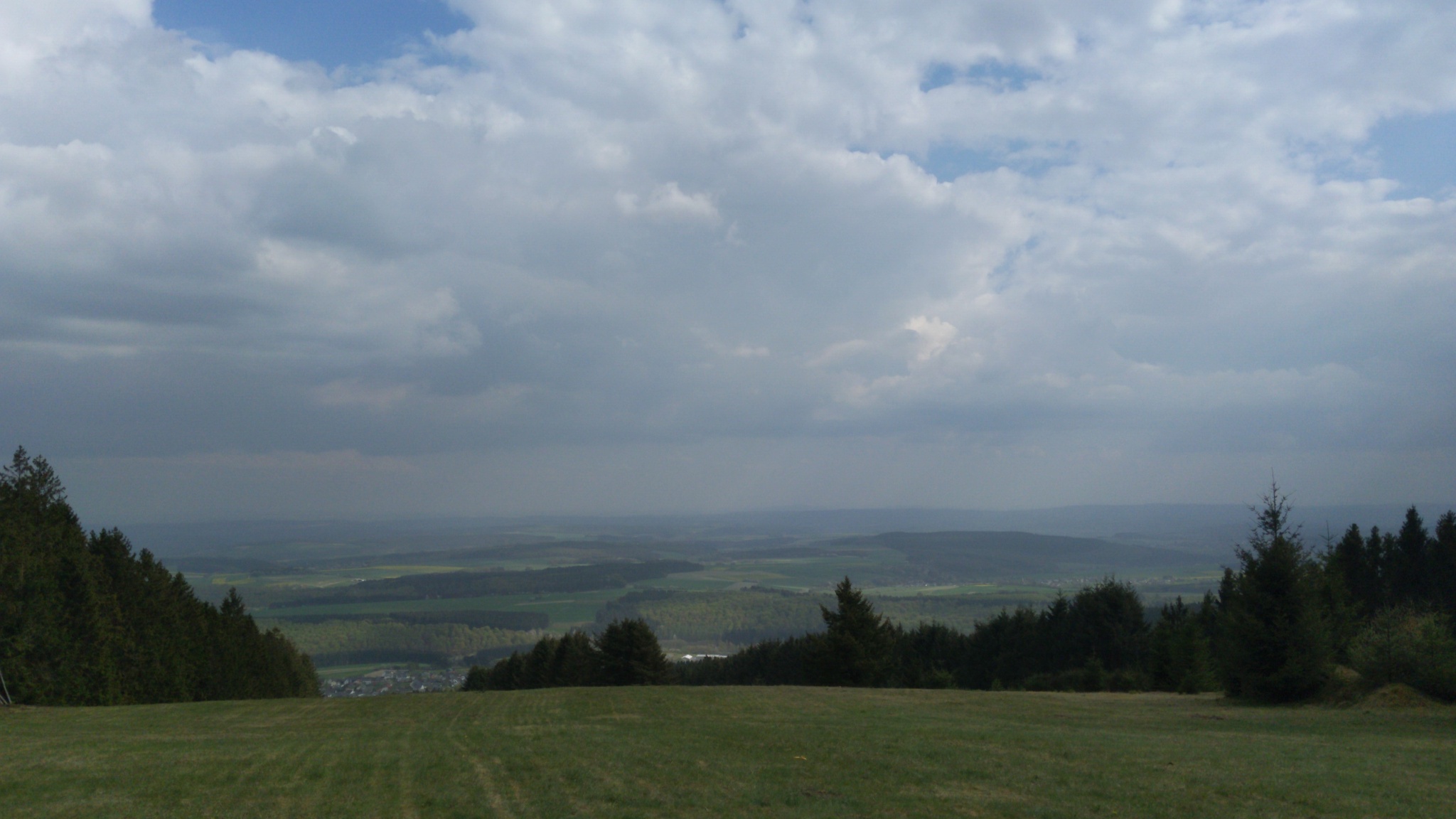 Ausblick von der ehemaligen Skipiste des Idarkopf